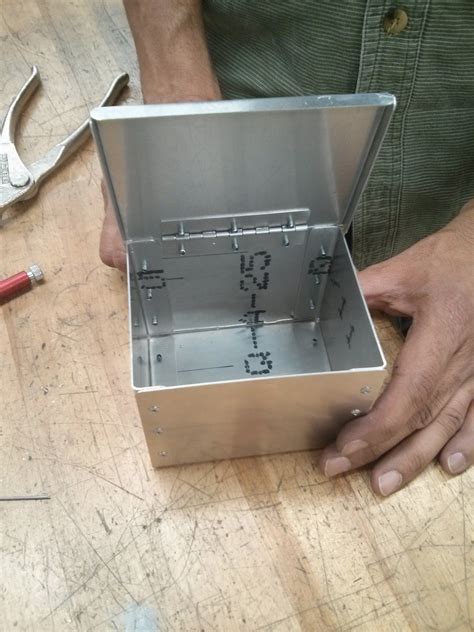 make a metal box with rivet tools needed|riveted metal box instructions.